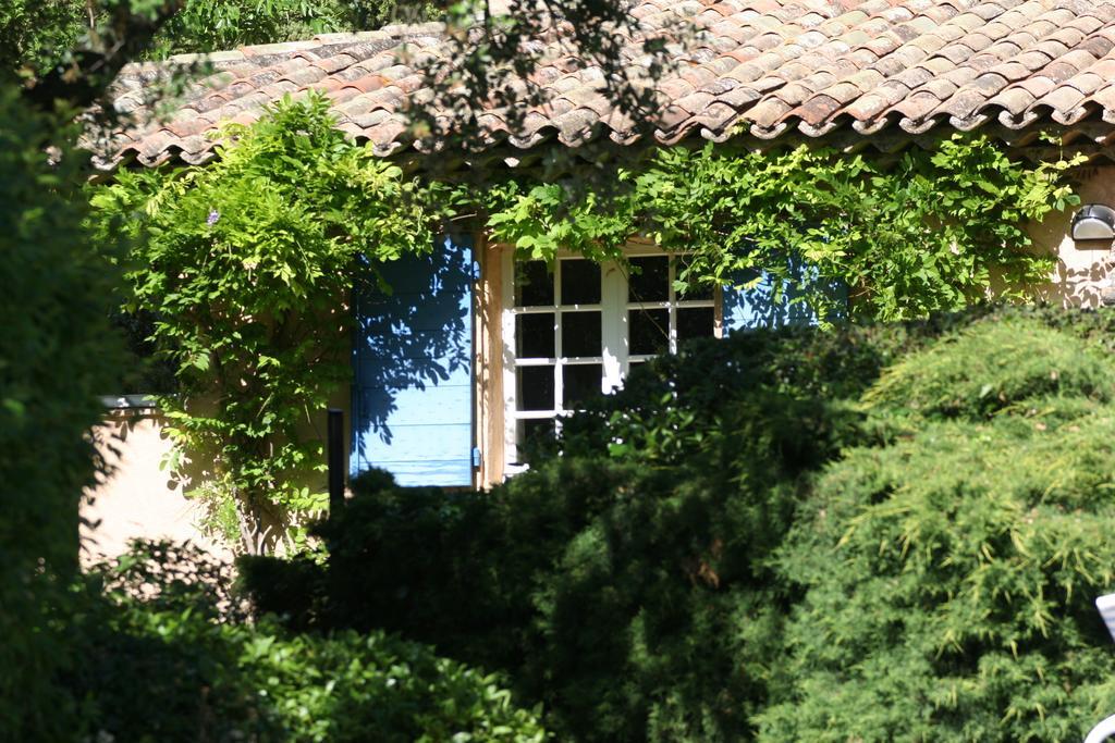 La Ferme Panzió Saint-Marc-Jaumegarde Kültér fotó