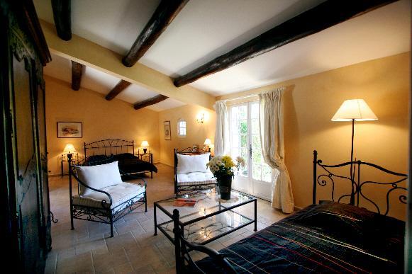 La Ferme Panzió Saint-Marc-Jaumegarde Kültér fotó