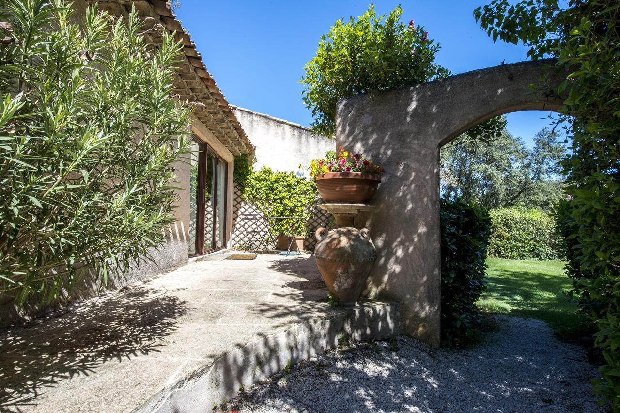 La Ferme Panzió Saint-Marc-Jaumegarde Kültér fotó